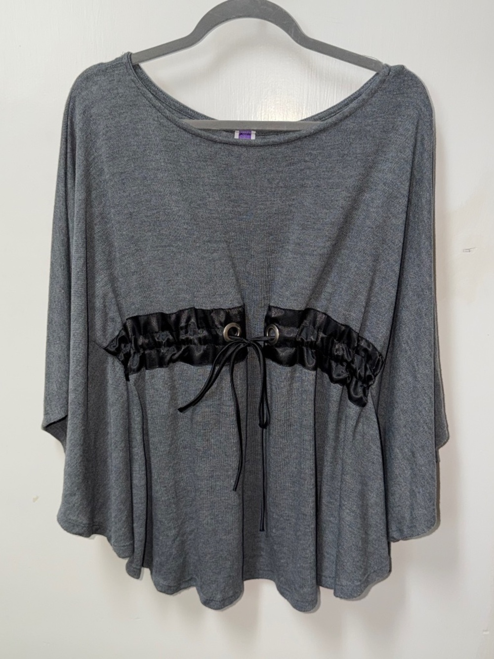 Y2K TRAC Cinched waist blouse
